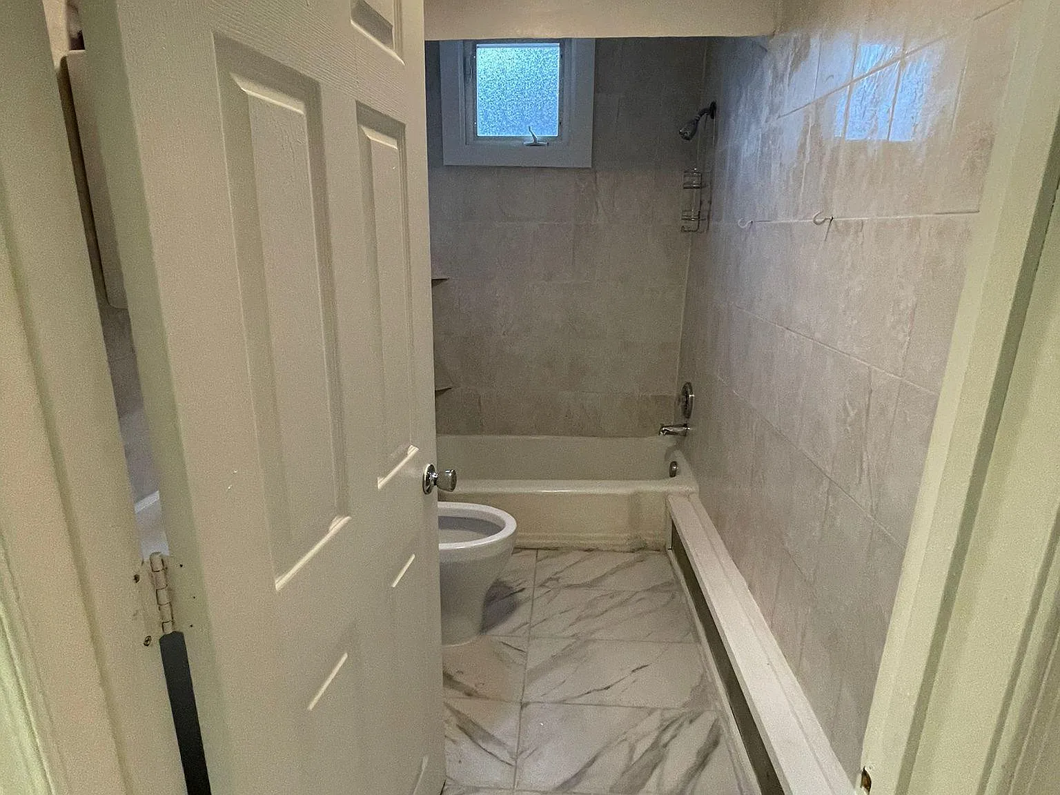 434 W South St — Photo 3