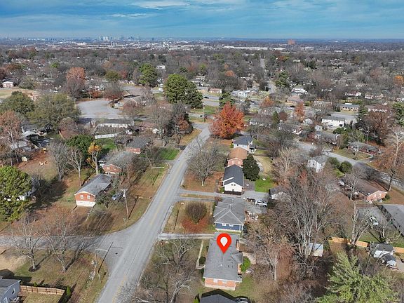 3rd image of 4808 Danby Dr