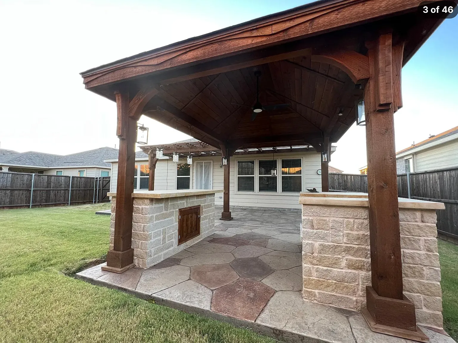 4 bed, 2115 sqft, $3,000 — Photo 2