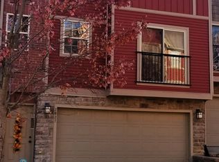2827 W Redstone Dr, Fayetteville, AR 72704