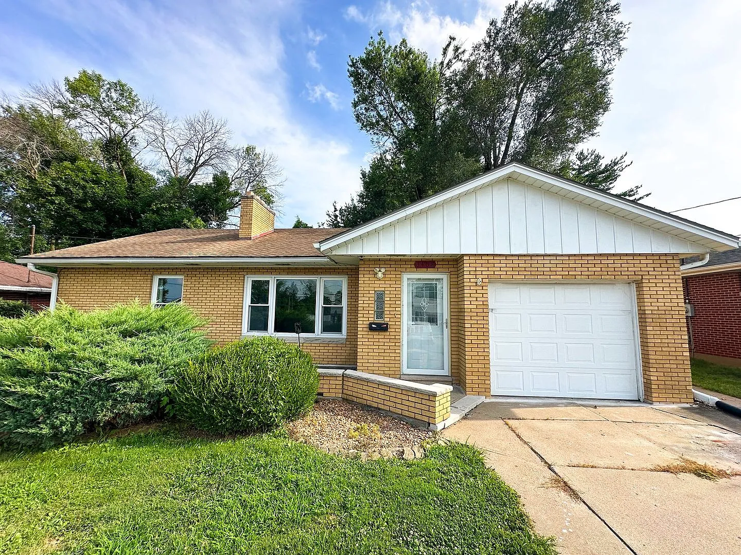 Exceptional 4-Bed, 2-Full-Bath Quincy Home with Fenced in Yard and Garage — Photo 1
