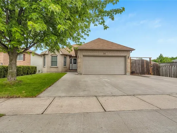 54 Pebble Beach Ct, Woodstock, ON N4S 8X2