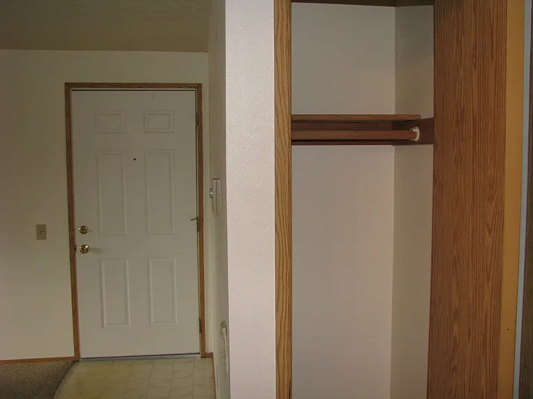 Quiet Two Bedroom Apartment in Keizer — Photo 5