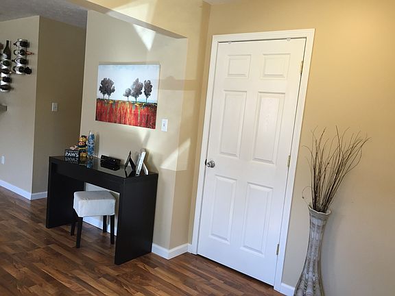 Entry and Coat Closet