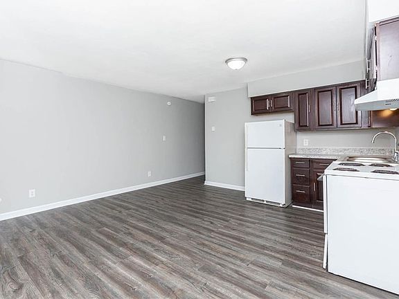 2nd image of 1017 Hillside Ave #K
