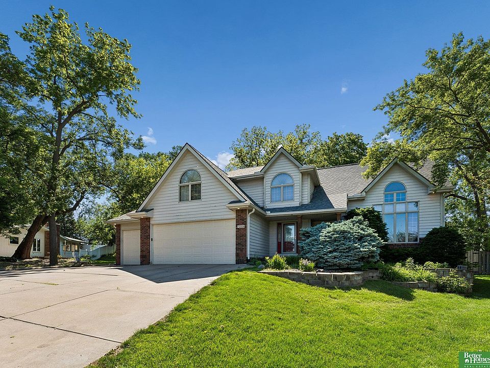 1st image of 1209 Cottonwood Cir