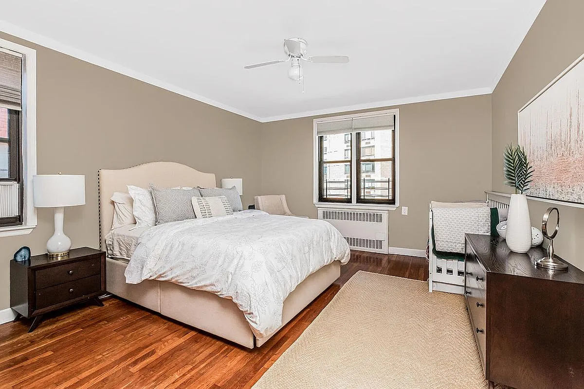 512 Kappock St APT 3J photo 1