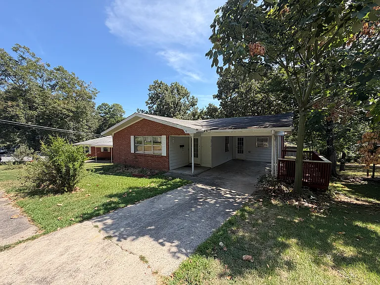 3912 N Cedar St — Photo 5