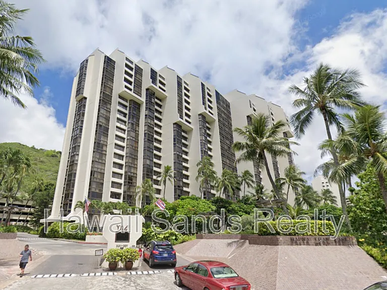 501 Hahaione St #19K — Photo 2