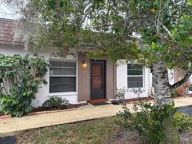 55+ Community 6165 Chesham Dr. New Port Richey 2 bed Condo — Photo 1
