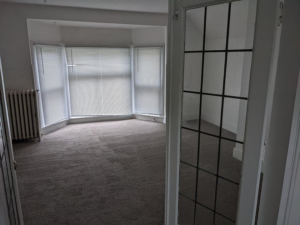 1st image of 3402A S Whitnall Ave #A