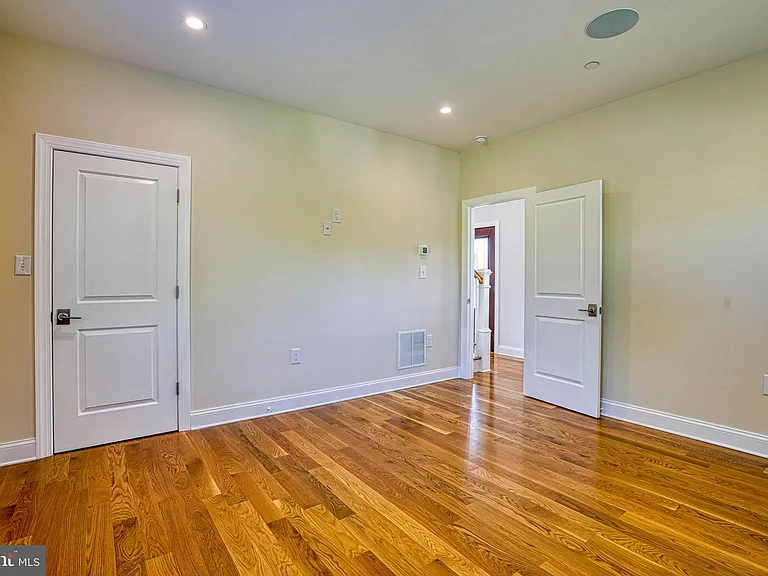 101 Tilghman St — Photo 19