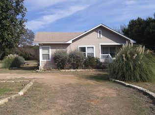 659 Town Creek Rd, Kerrville, TX 78028