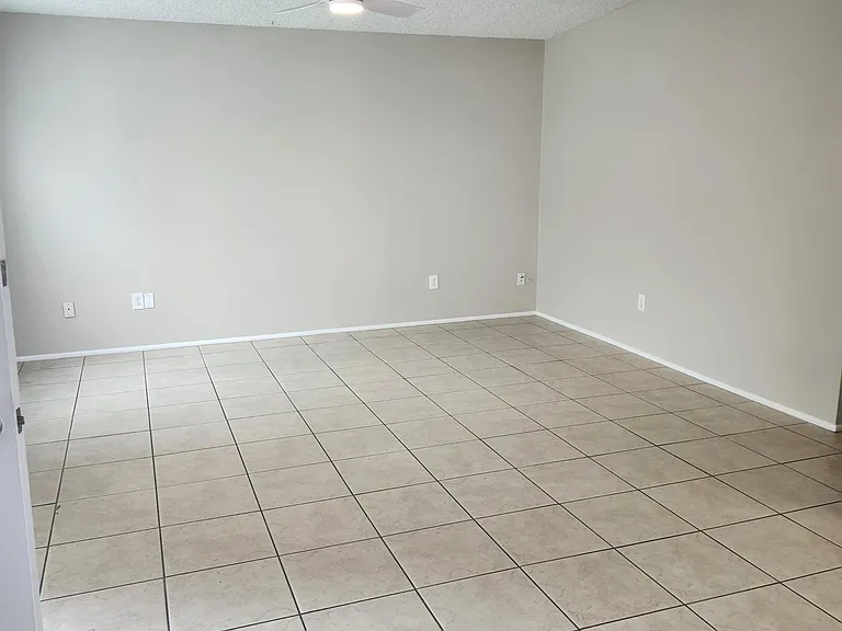 143 Monsoon Ln — Photo 5