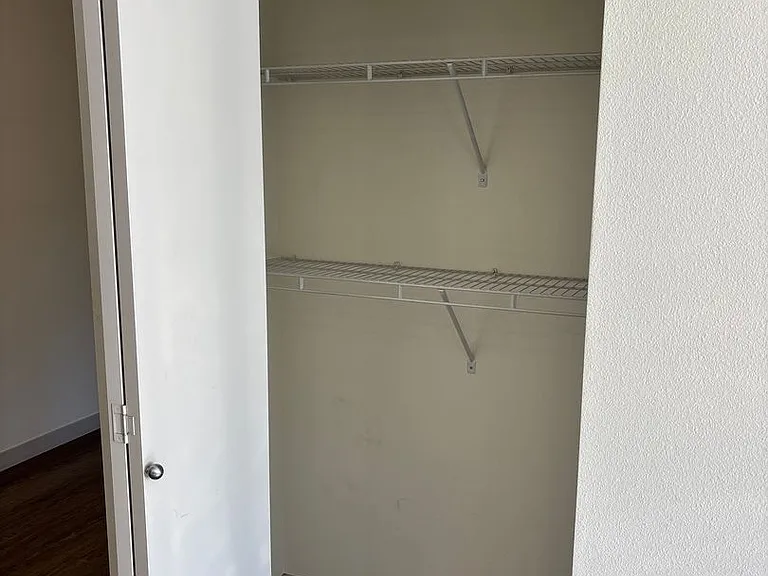 4801 Fauntleroy Apartments — Photo 94