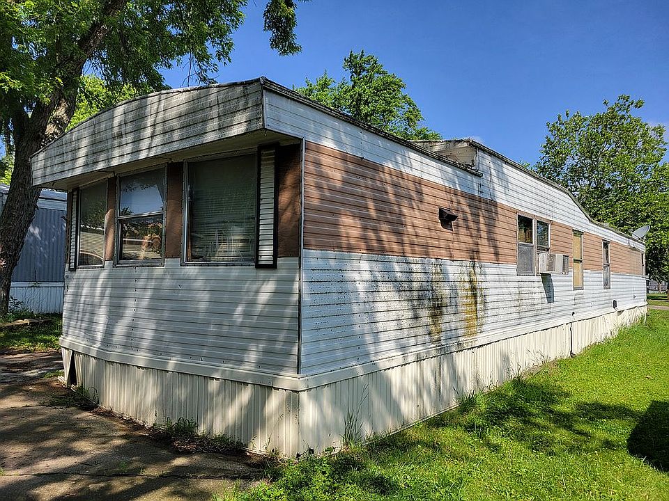 2nd image of 1609 Gamma St
