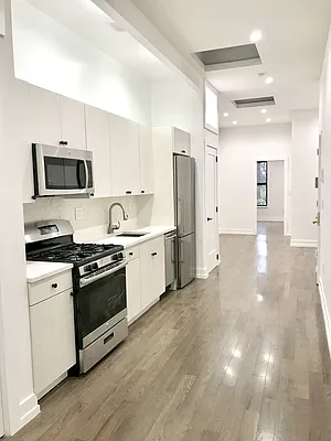 Rented by Platinum Properties | media 14