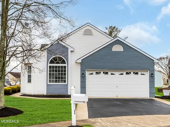 1 Ripley Court, Toms River, NJ 08757