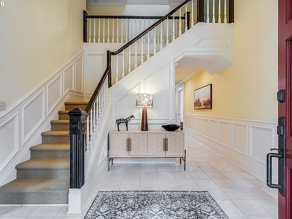 2nd image of 965 S Comus St