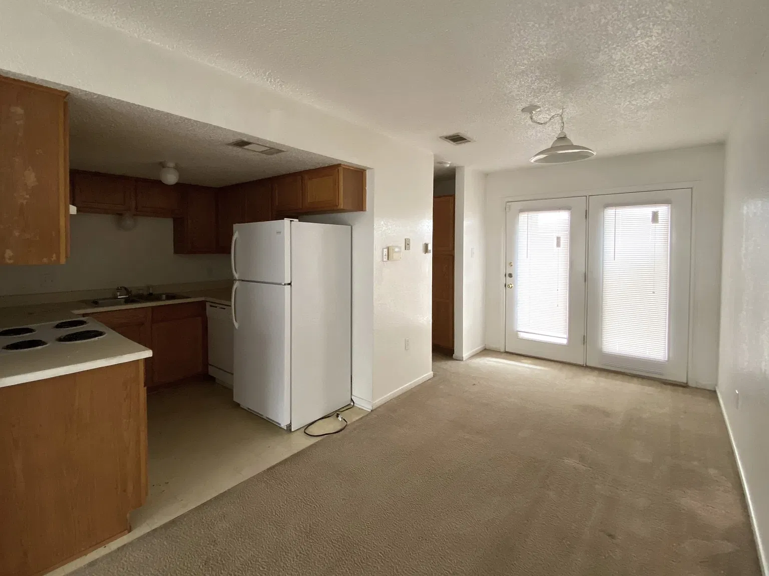 1307 Monroe Loop — Photo 3