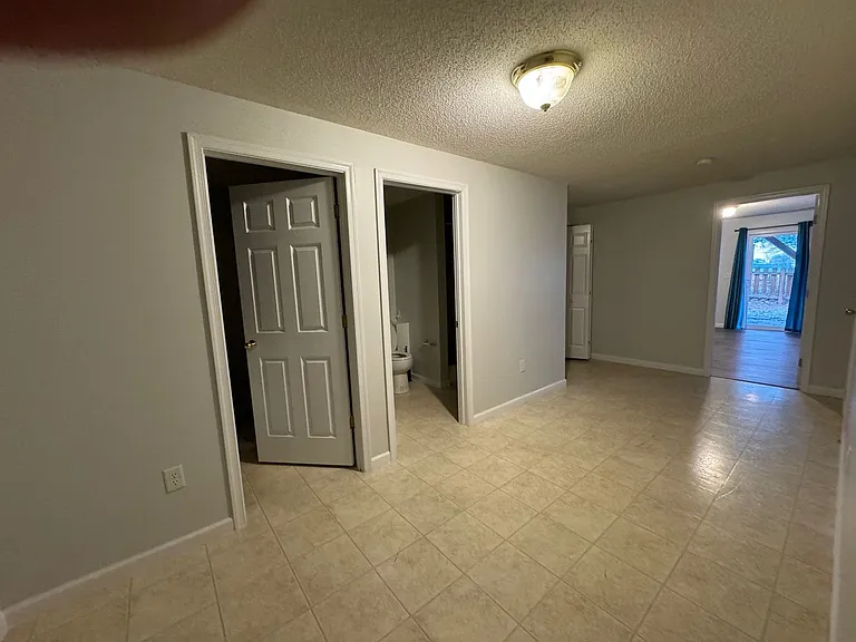 801 Merlins Way — Photo 19