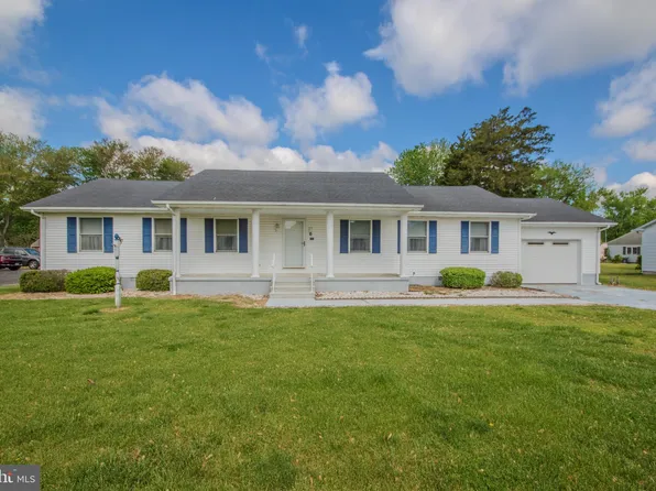 306 Calvin Dr, Salisbury, MD 21804