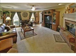 291 Richards Way Dr, Cordova, TN 38018