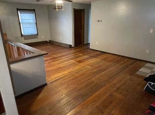 10418 McKelvie Rd, Weeping Water, NE 68463