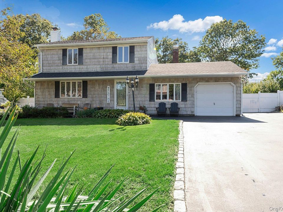 1st image of 16 Hilltop Lane