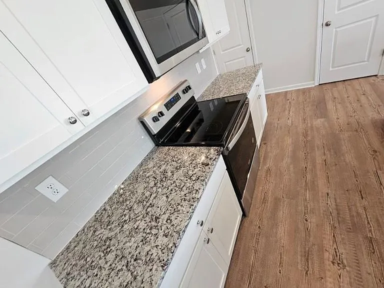 5161 Sidney Square Dr — Photo 9