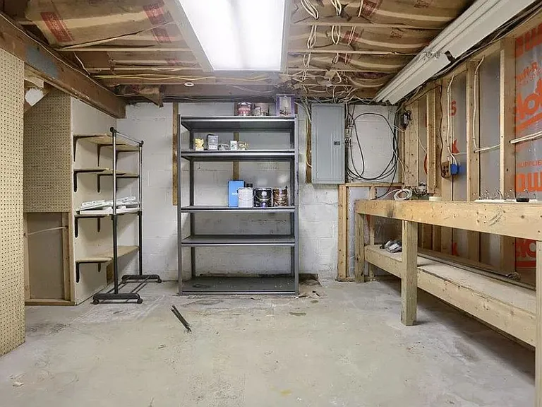 1140 Loop Dr — Photo 19