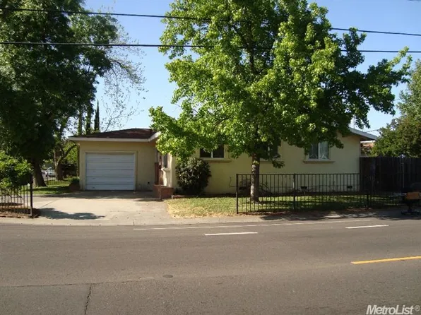 3267 Back Cir, Sacramento, CA 95821