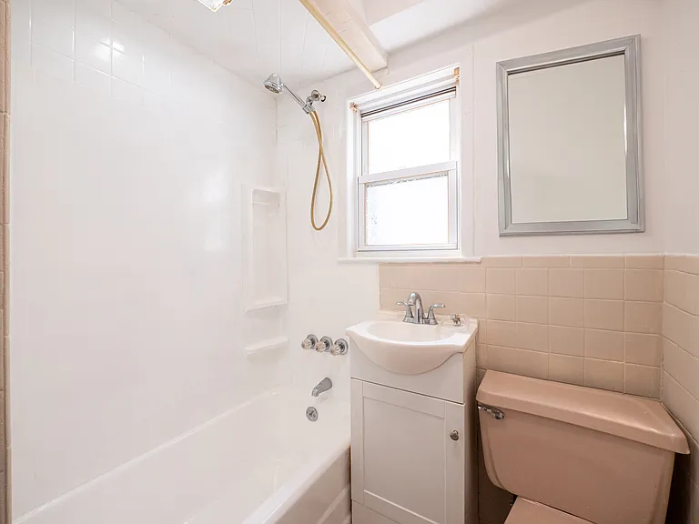 29 W 52nd St #2 — Photo 9