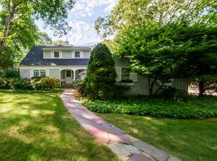 83 Beach Rd, Westhampton, NY 11978