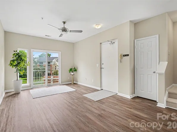3955 Picasso Ct #15, Charlotte, NC 28205