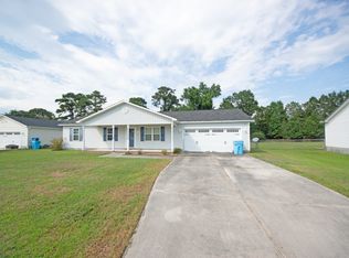 207 Wingspread Ln, Beulaville, NC 28518