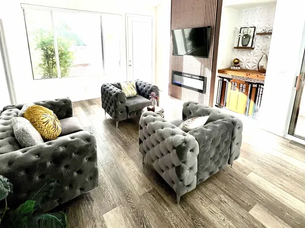 1705 Park Mesa Ln, Las Vegas, NV 89128