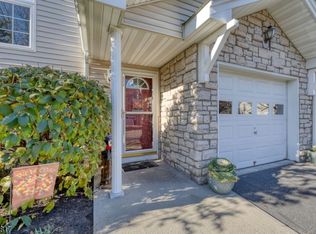 9 Crestmont Ct, Hardyston Twp., NJ 07419