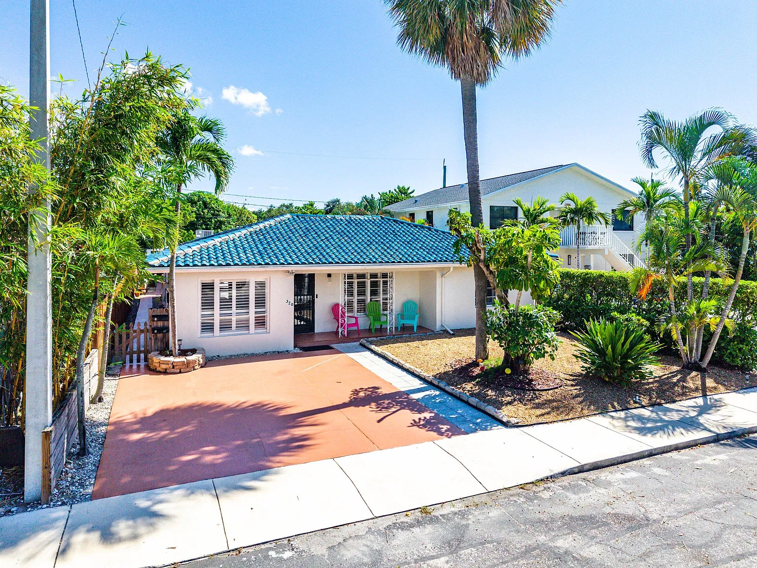 5 bed, 3.0 bath, 1489 sqft, $7,000 — Photo 2
