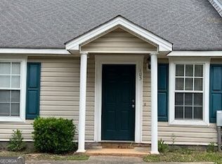 105 Clara Jean Ct, Lagrange, GA 30241