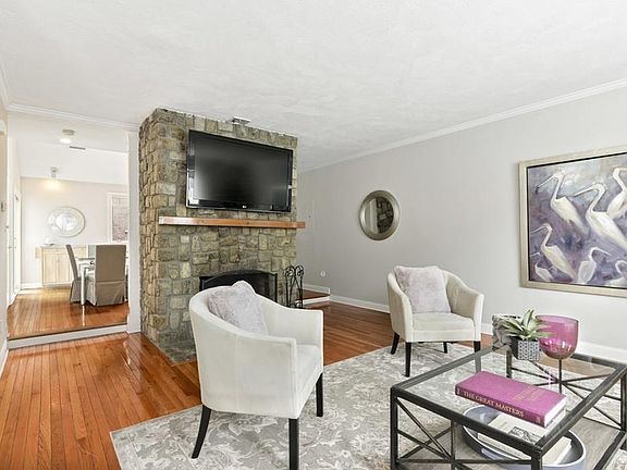 2nd image of 51 Belmont St #2B