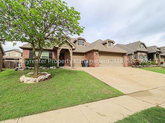 3rd image of 13334 S 21st St