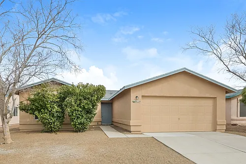 8829 E Eagle Creek Dr Photo 1