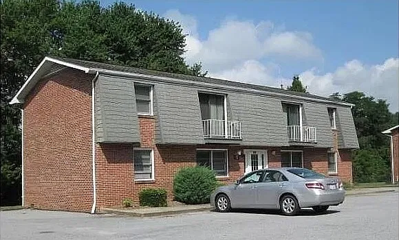 Morgan Manor Properties, LLC - Apt C-3 — Photo 1