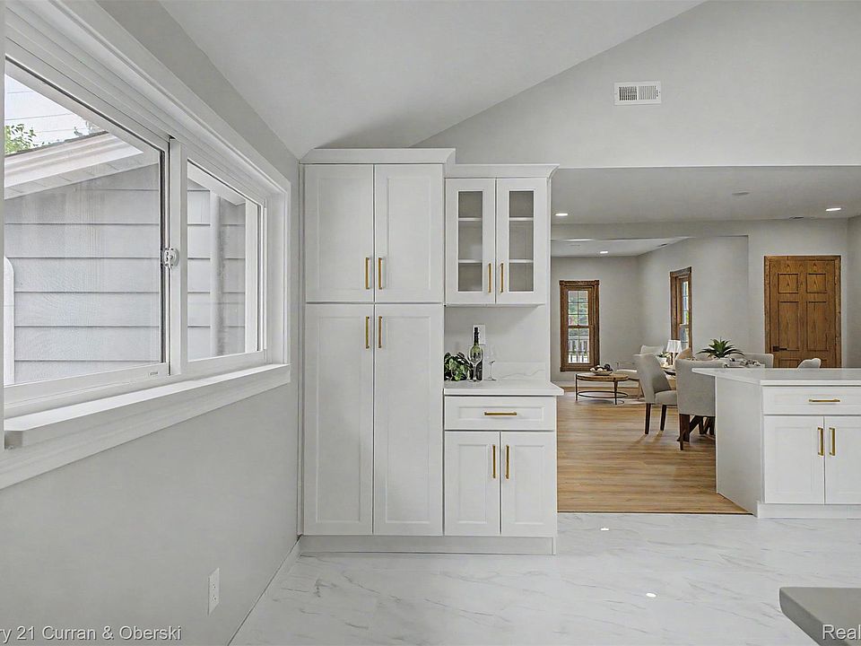17875 Beck Rd, photo 7