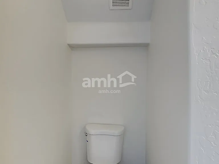 7008 S 38th Ln — Photo 7