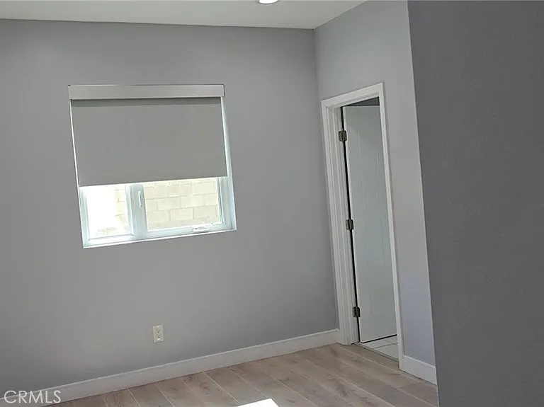 2250 W 14th St — Photo 5