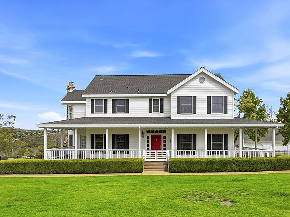3rd image of 1777 Carl Rd