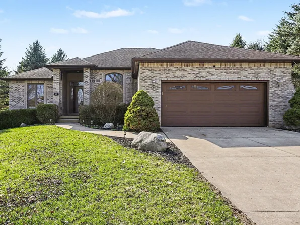 52 E Acacia Blvd, Battle Creek, MI 49015