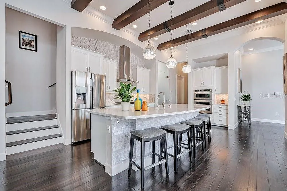3 bed, 3.5 bath, 3226 sqft, $7,000 — Photo 4
